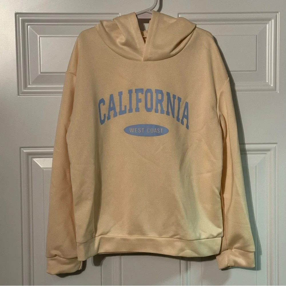 Girl's 2 Piece California Sweatshirt & Pants Size 10Y